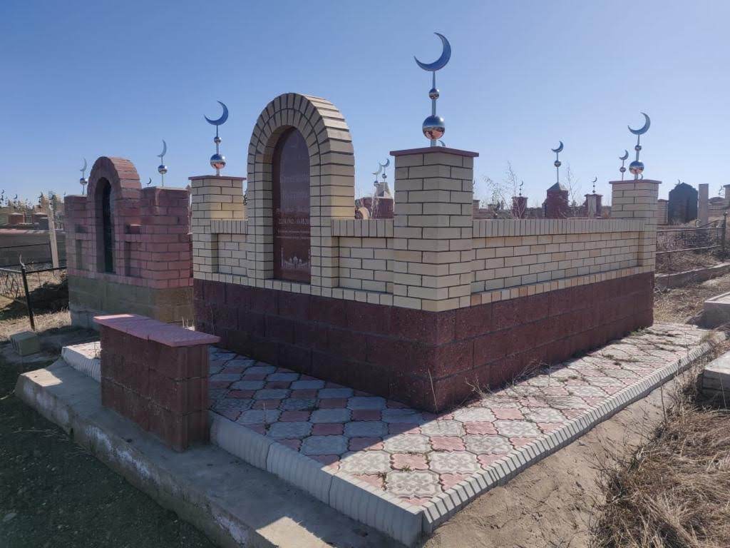 Строительство надгробных мазаров: Священные места в Шымкенте