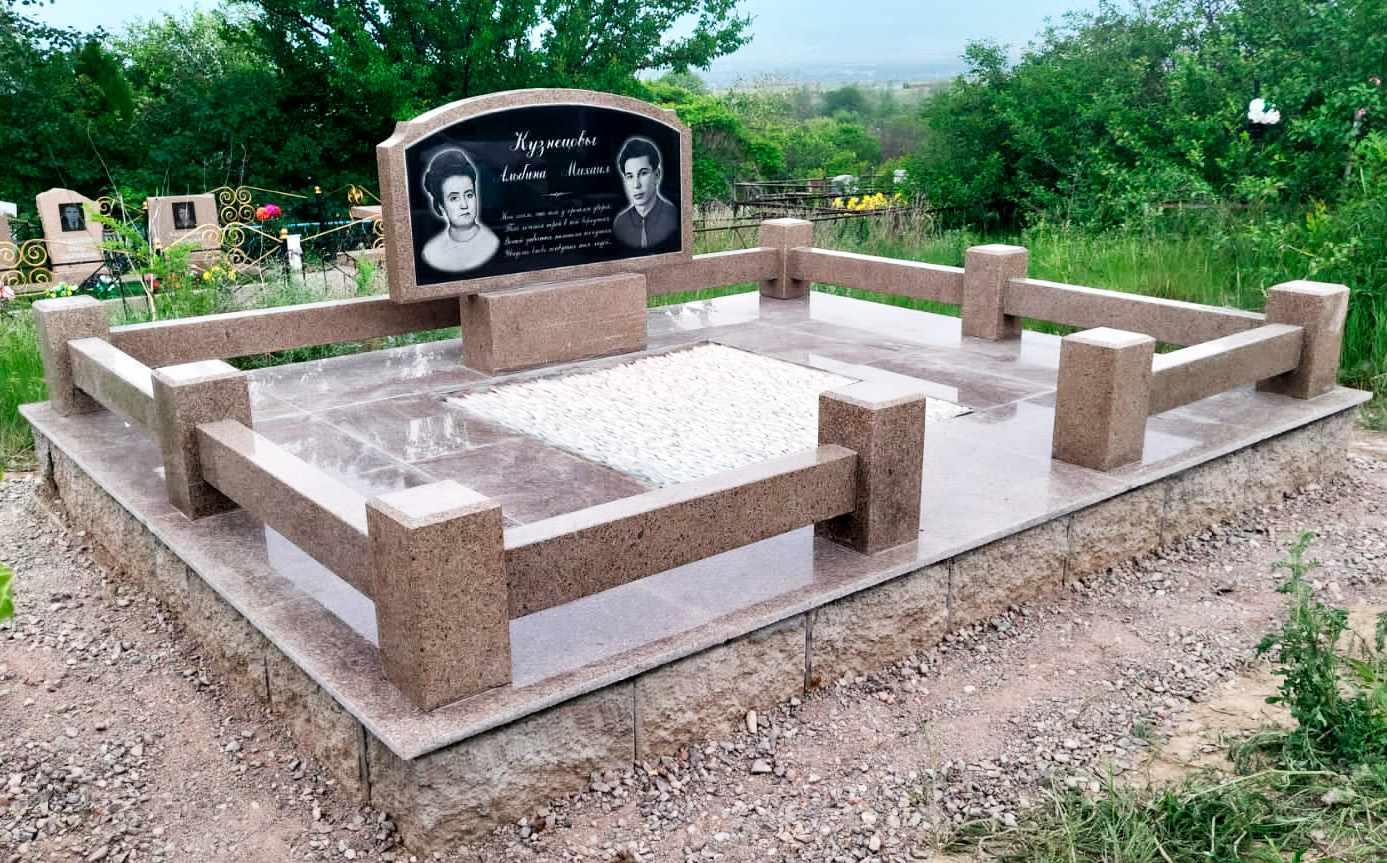 фундамент на семейную могилу на кладбище Батыс, облагораживание могил в алматы
