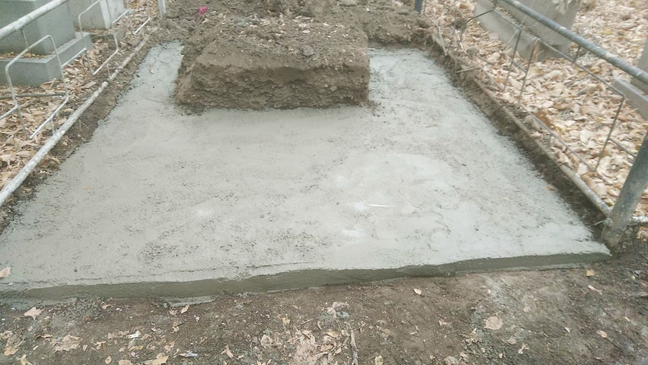 заливка бетона на могилу