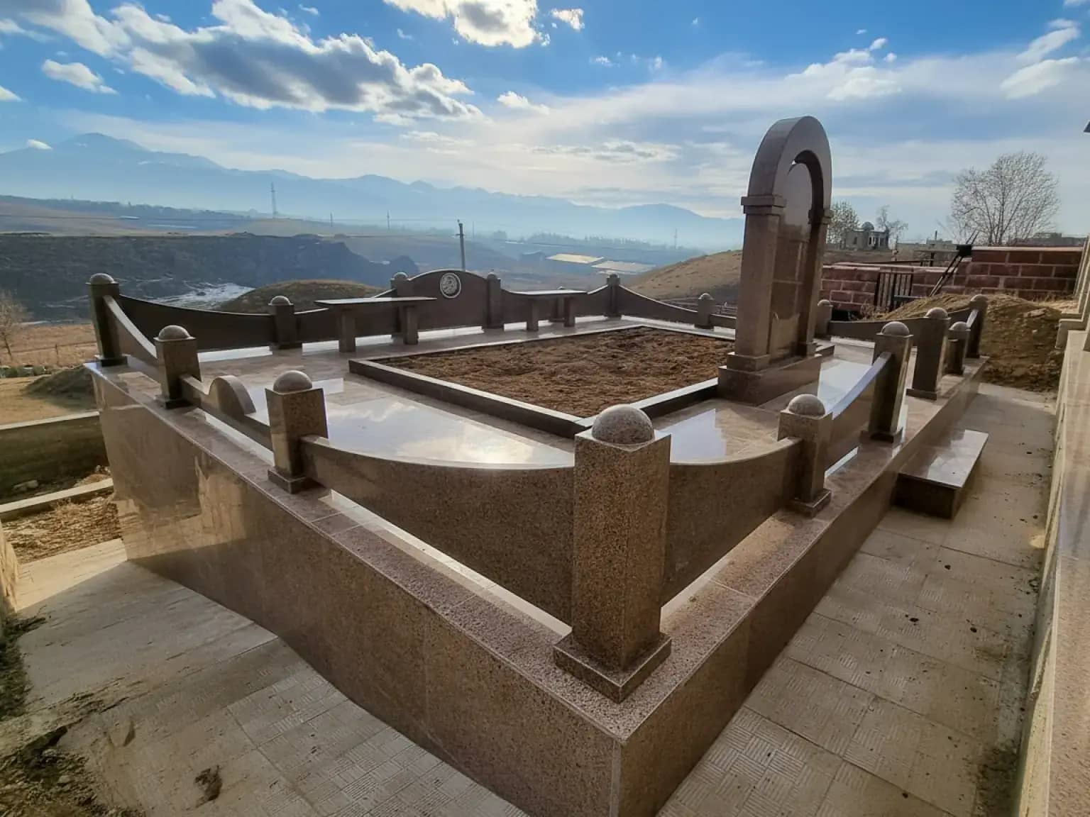 Изготовление мусульманских памятников на могилу в Алматы