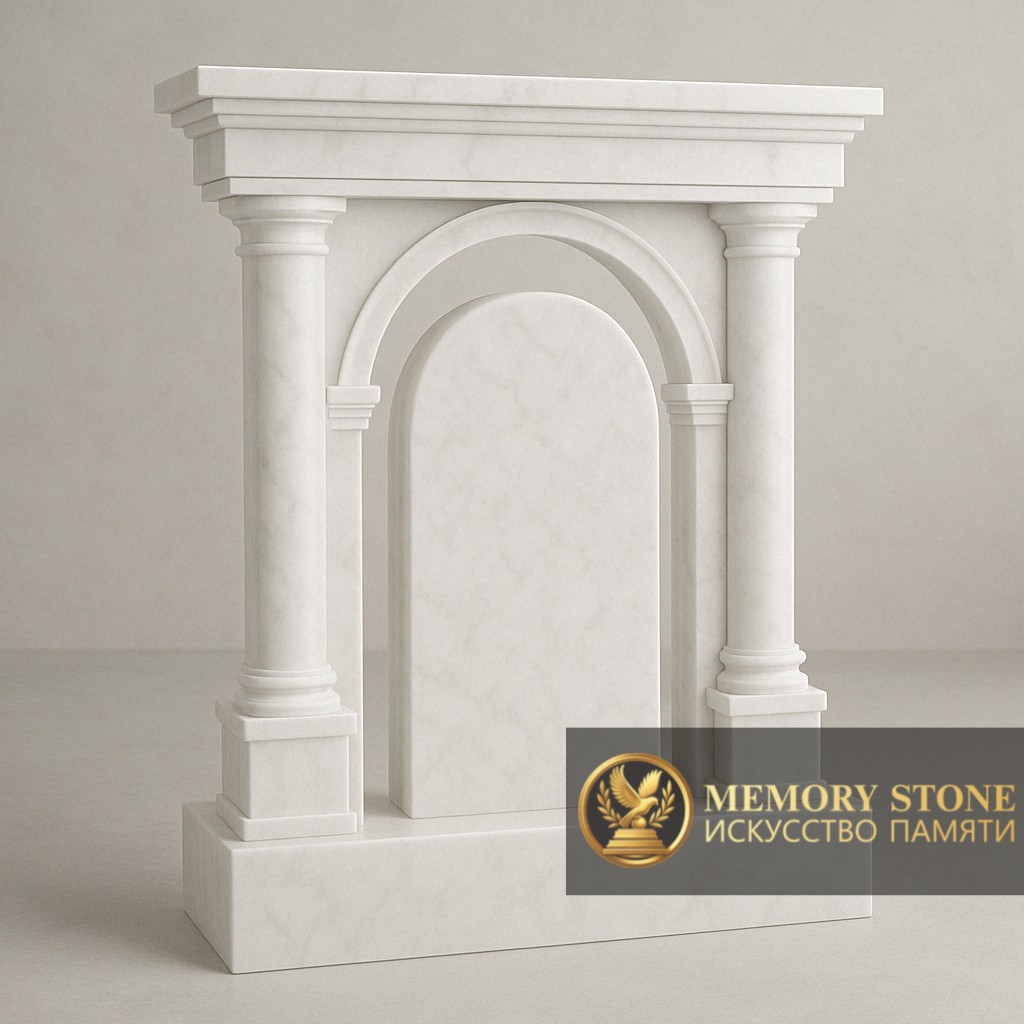 Полукруглый памятник из серого мрамора в Алматы — изысканное оформление для памятных мест.