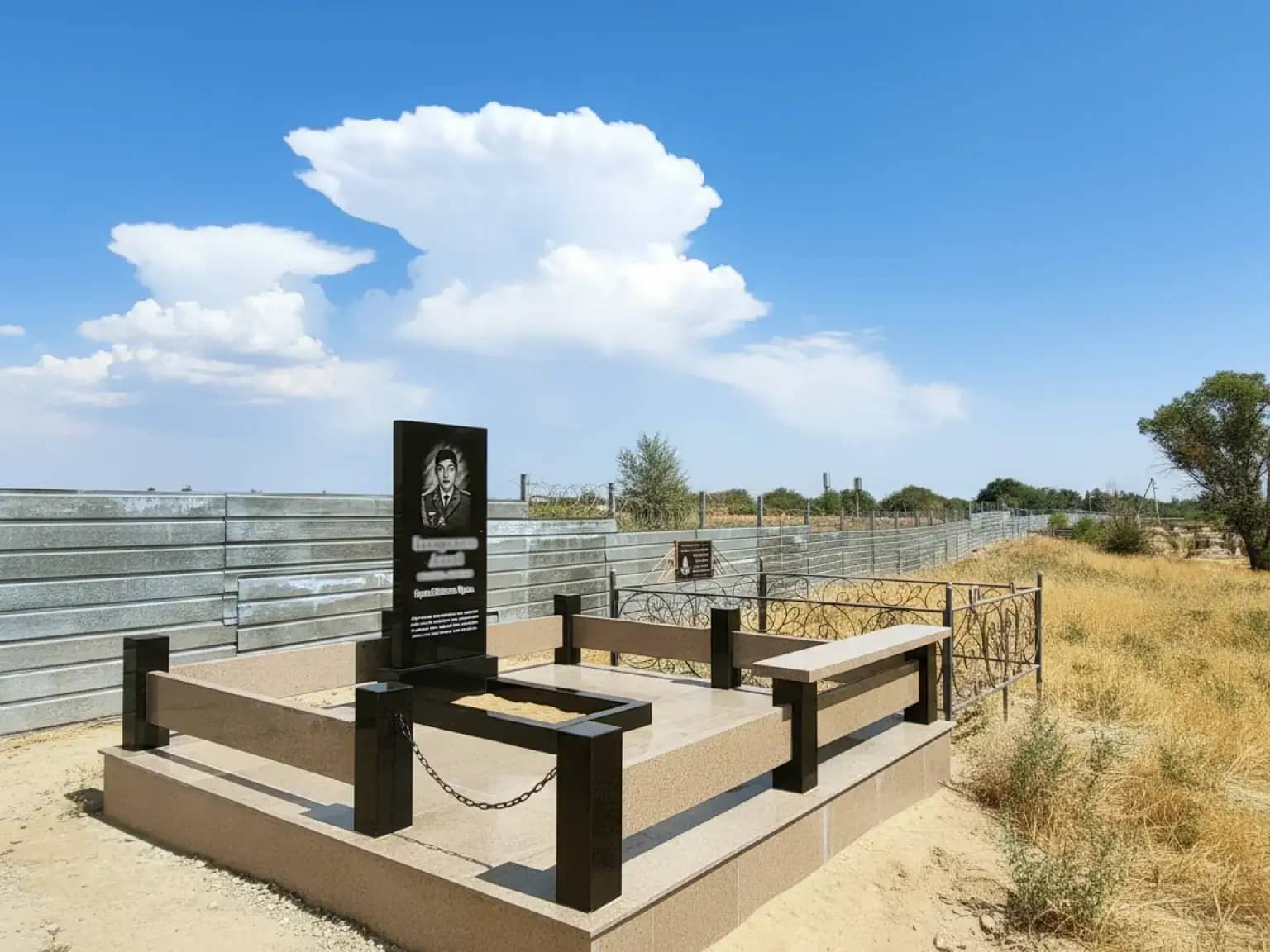 Памятники на могилу из гранита в Алматы: долговечность и эстетичность для вечной памяти.