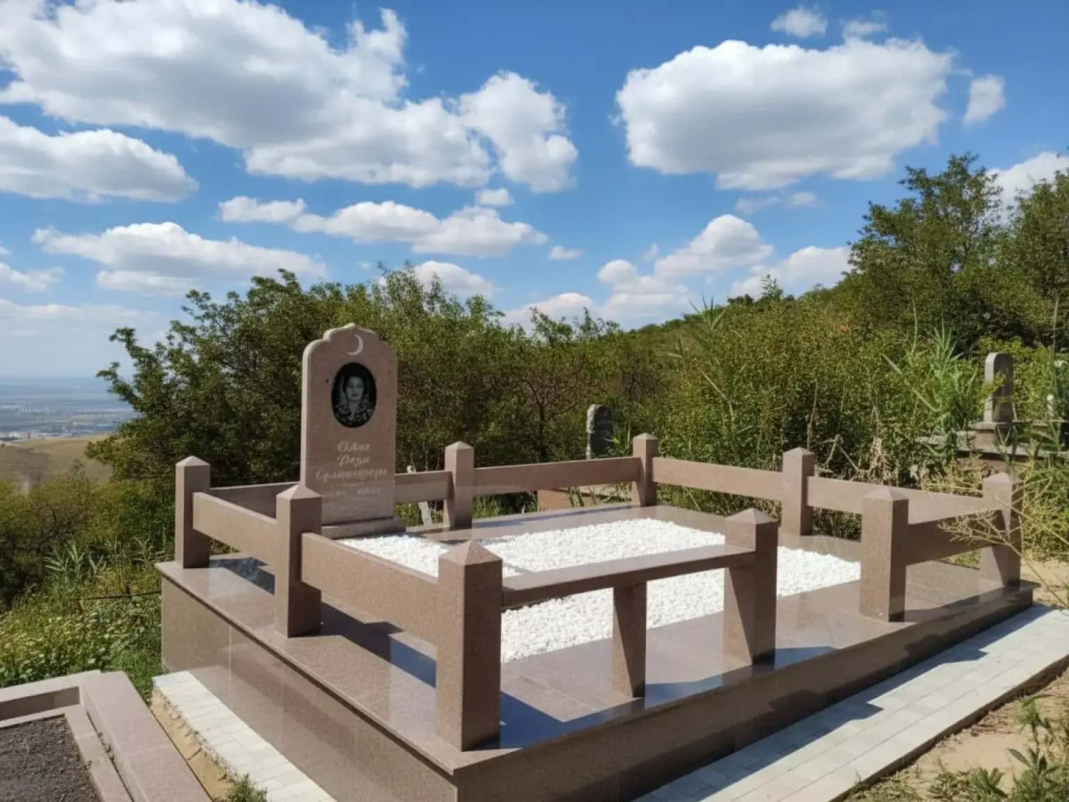 Памятники, которые подарят вечную память и будут служить многим поколениям.