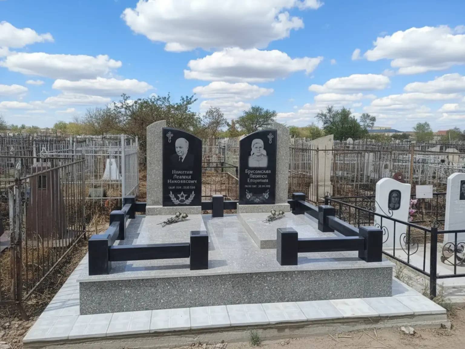 Мемориальные комплексы в Кентау из лучшего гранита воплощают традиции и высокое качество в каждом изделии.