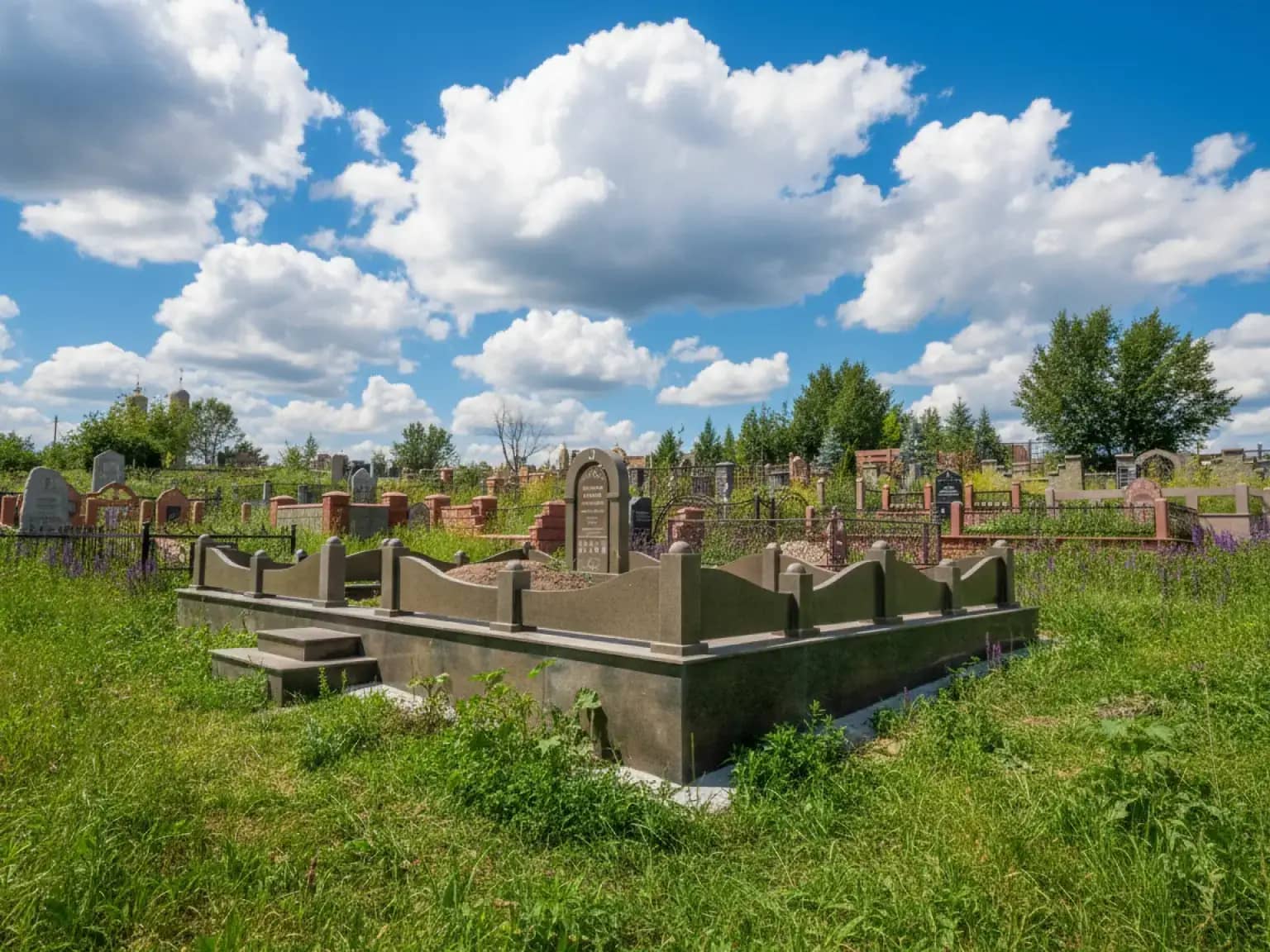 Памятники на любой бюджет в Тобыле.