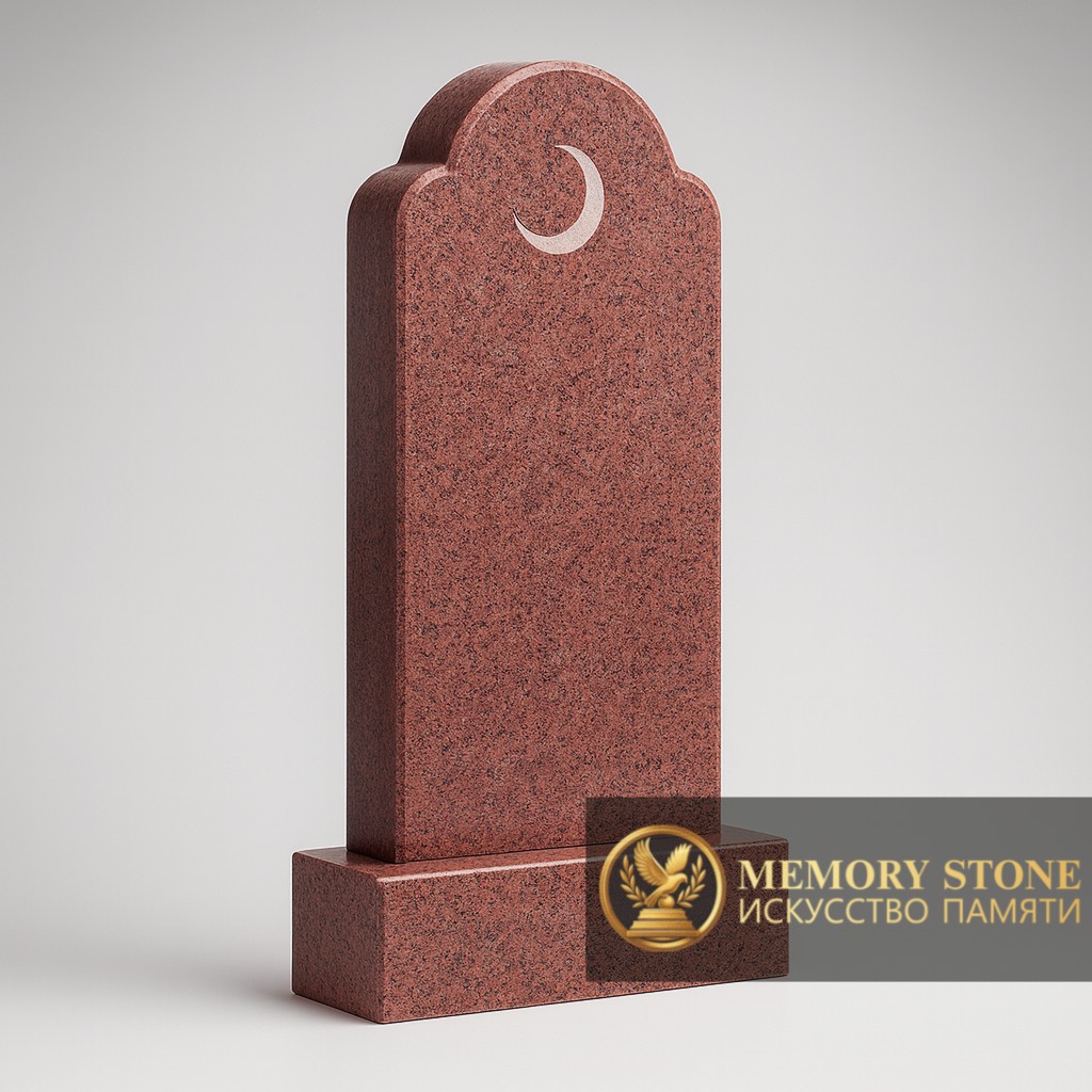 фигурная стела красного цвета с исламской символикой на верхушке