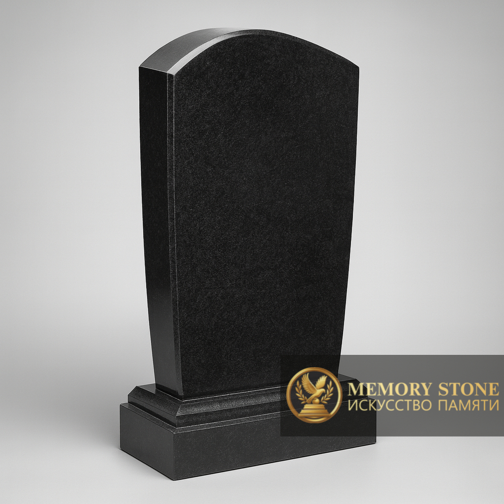 лаконичная черная плита с полированной фаской и закругленным верхом для мужского захоронения